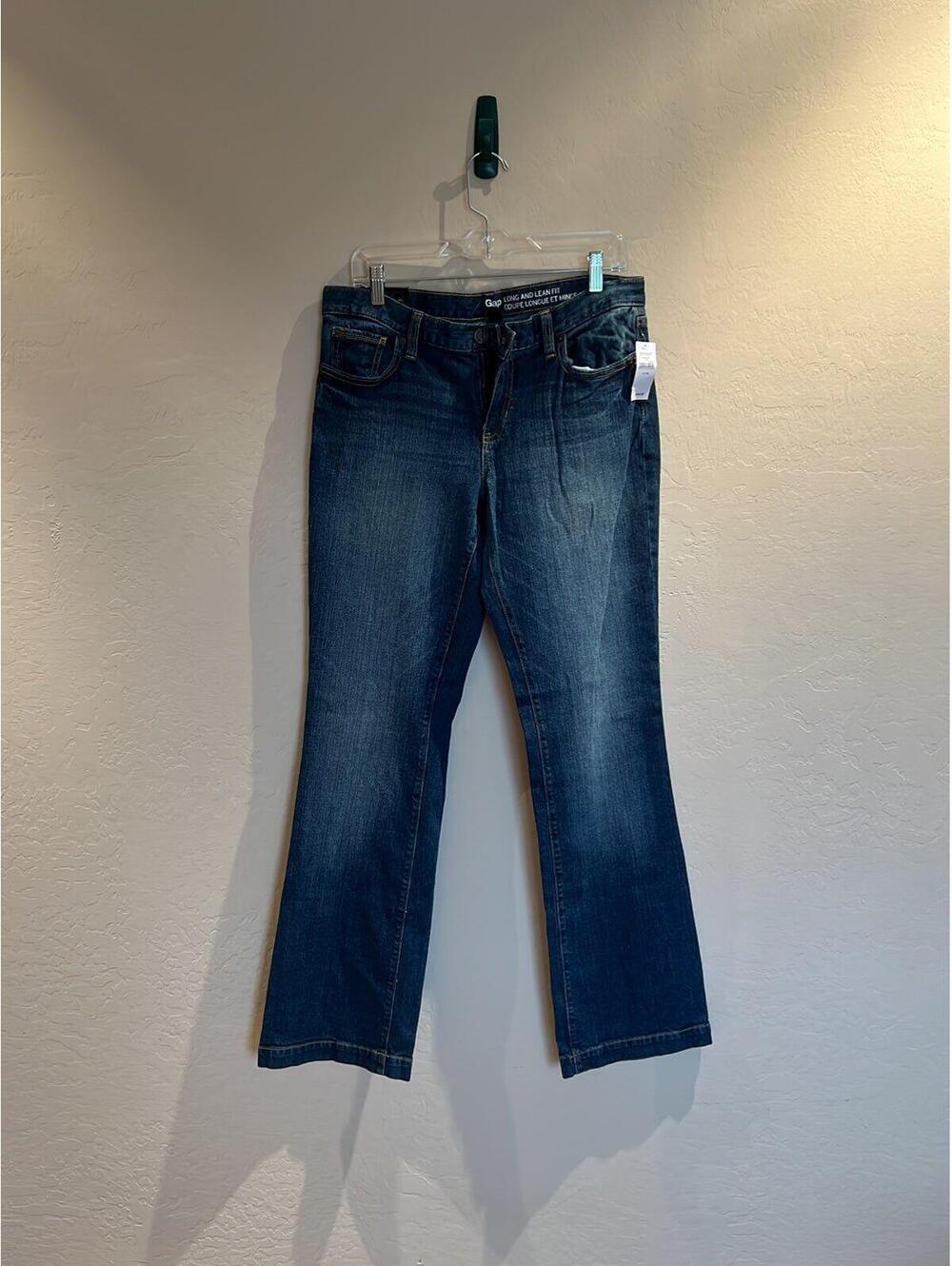 Gap long and lean jeans
